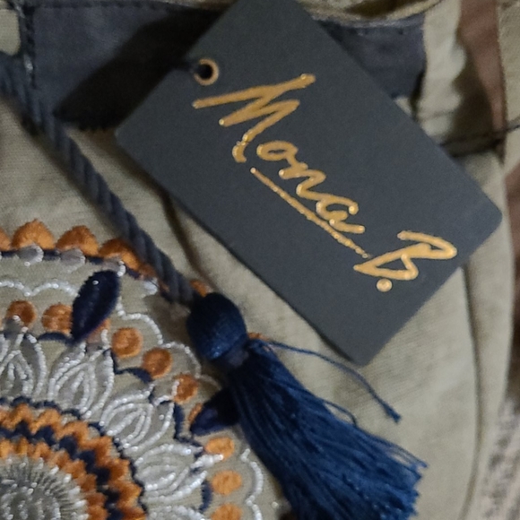 NEW BO HO MONA B. NWT TASSEL CROSS BODY BAG - Picture 16 of 16